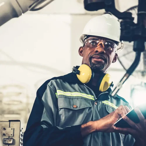 poster-manufacturing2-2x Digital work instructions can revolutionise procedures across all areas of industrial maintenance.